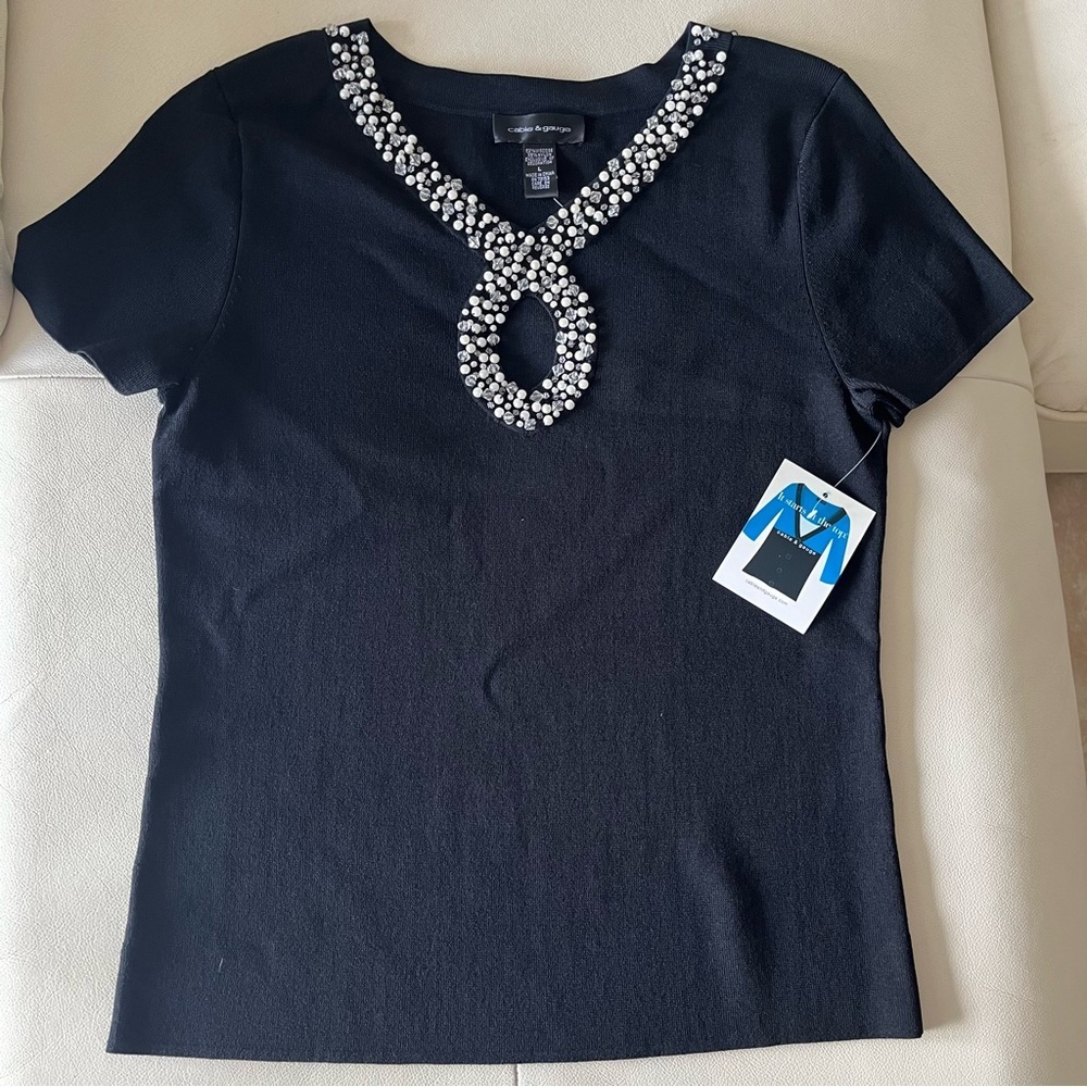 CABLE and Gauge - Stretchy Top Blouse Embroided neck Black Short sleeve Sz L